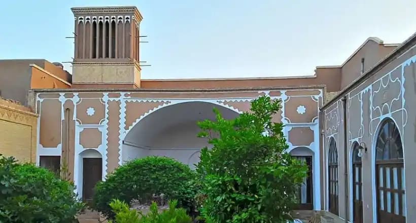 اقامتگاه بومگردی خانه سبز یزد
