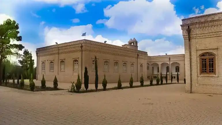 موزه تاریخ و فرهنگ زرتشتیان مارکار