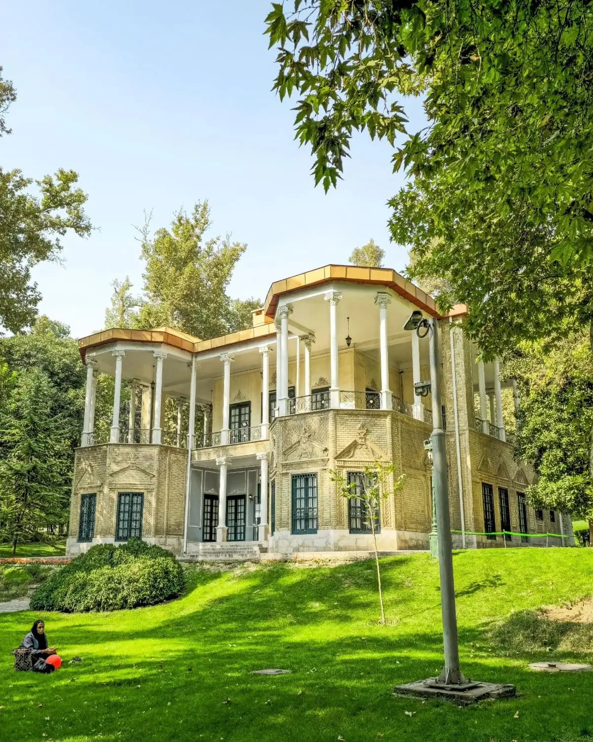 کاخ سعدآباد